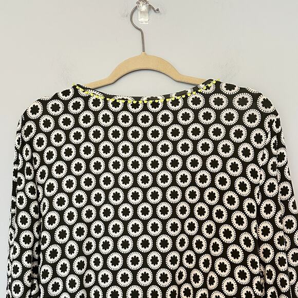 Boden Tessa Jersey Top Plus Size 18 Geometric Pom Pom Keyhole Neck Lightweight - Picture 9 of 10
